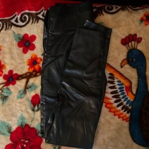 Zara Basic Black Faux Leather Leggings Small Zipper Ankles size small new no tag